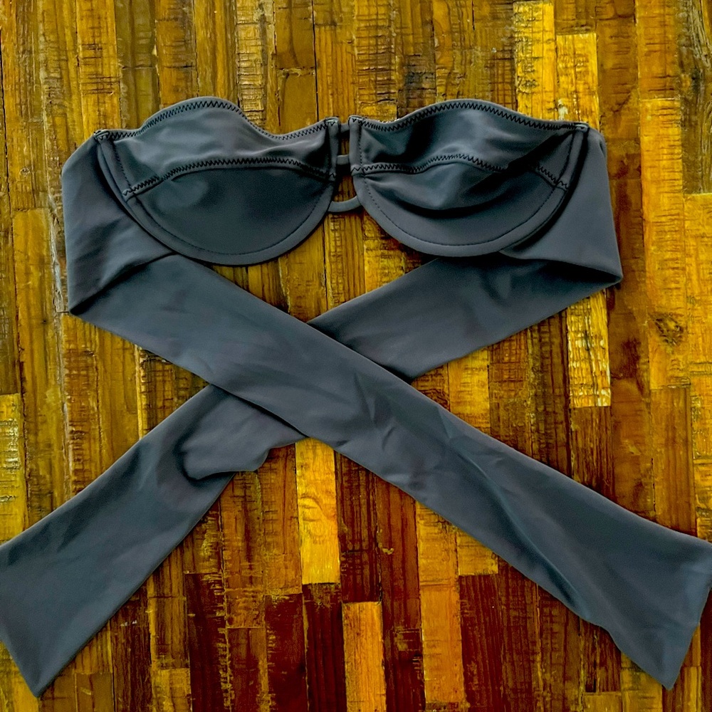 Acacia swim top